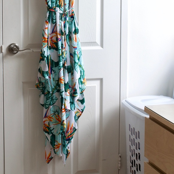 LVER 🌹Tropical Maxi Dress - Picture 3 of 5